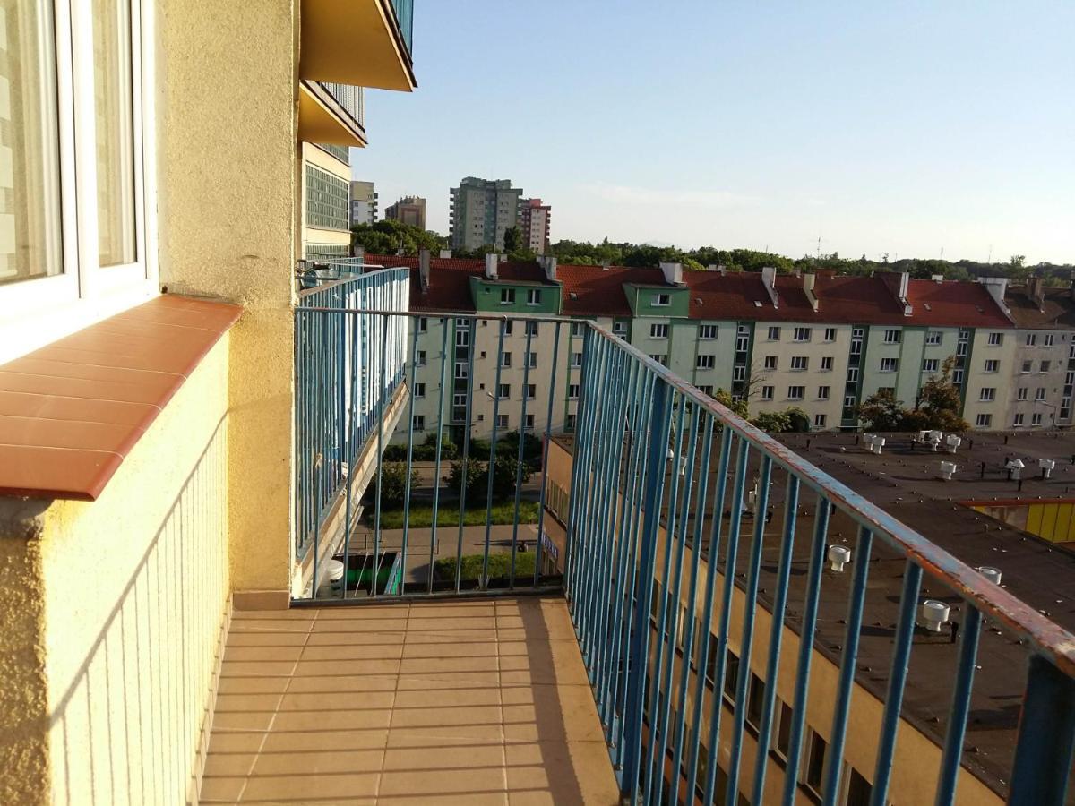 Apartament Ostrowskiego Apartment Wroclaw Exterior photo